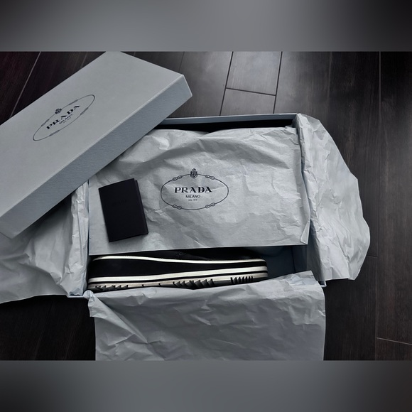 Prada Leather Wingtip Platform Brogues - Picture 7 of 8